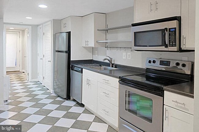 Foto del edificio - 910 7th St NE