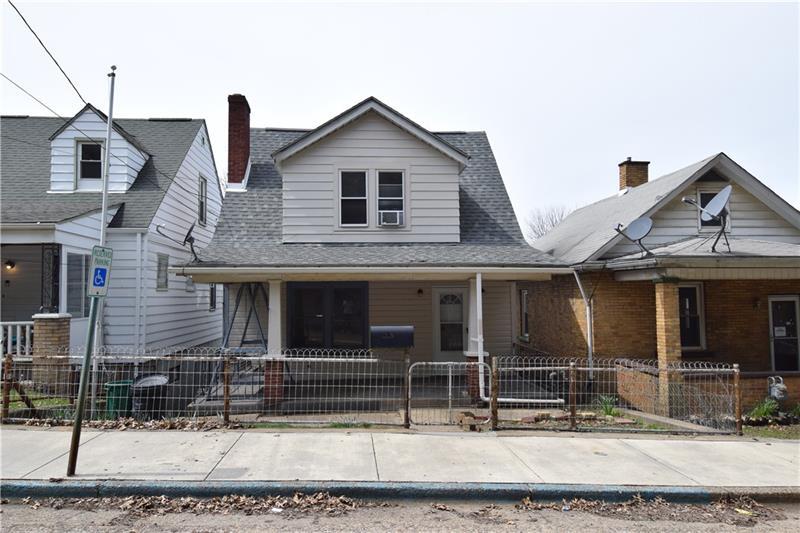 Primary Photo - 825 Pine St