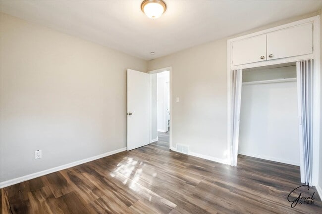 Building Photo - 15470/15472 Greenfield - Vibe Real Estate Investments LLC