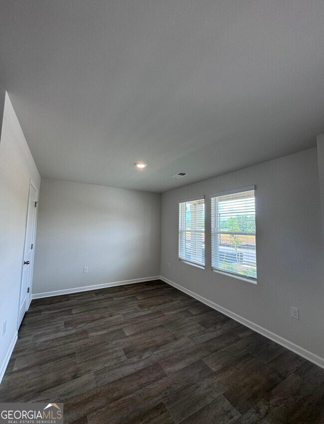 Building Photo - 132 Garden Walk