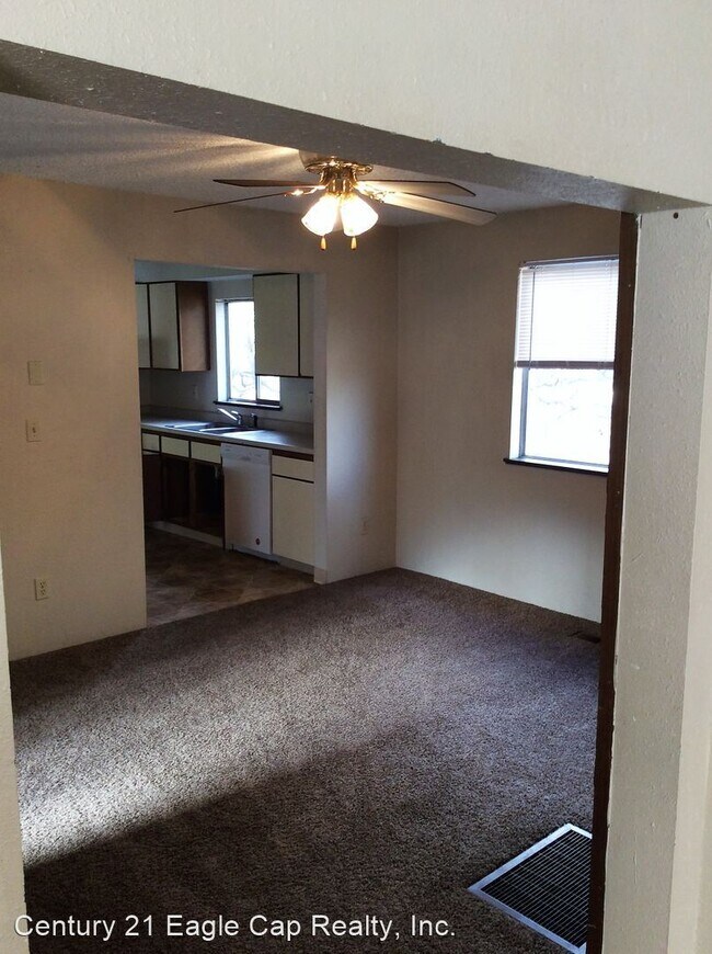 Foto del edificio - 3 br, 2 bath House - 1712 Walnut