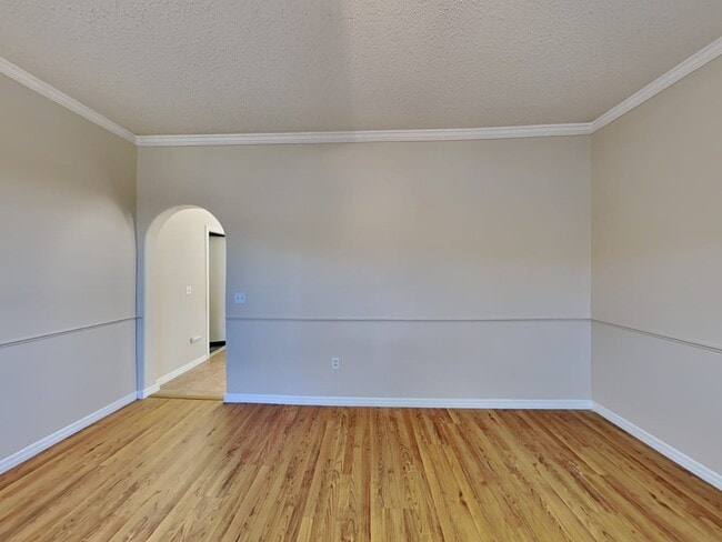 Building Photo - 31602 Loch Aline Dr