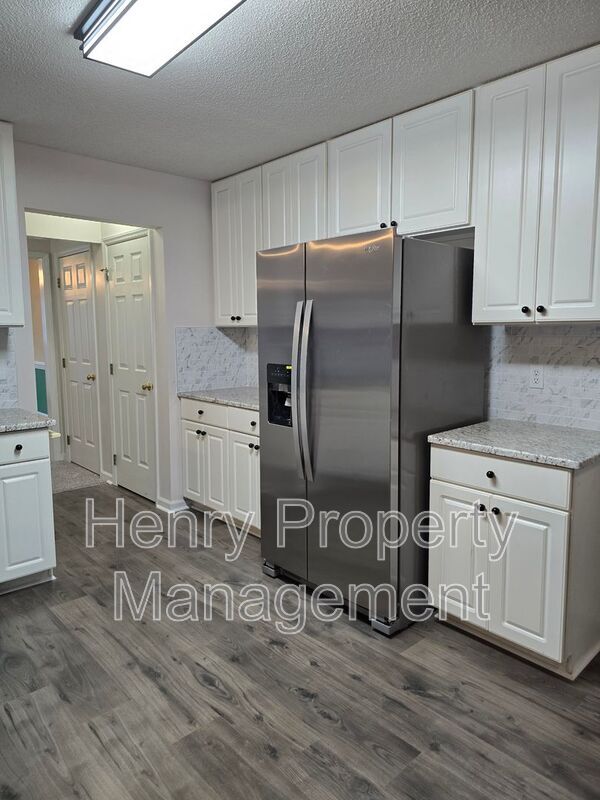 Building Photo - 103 Warwick Hills Ct