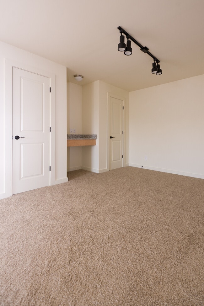 Interior Photo - Lakewood Park Apartments