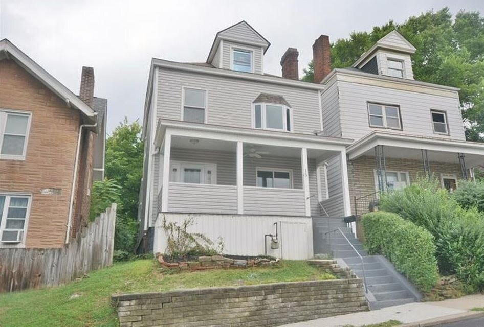 Primary Photo - 15 Oakmont Street