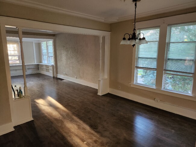 Foto del edificio - 1205 Emerald Ave