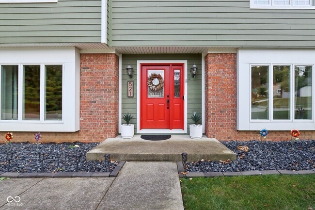 Foto del edificio - 521 Thornberry Dr