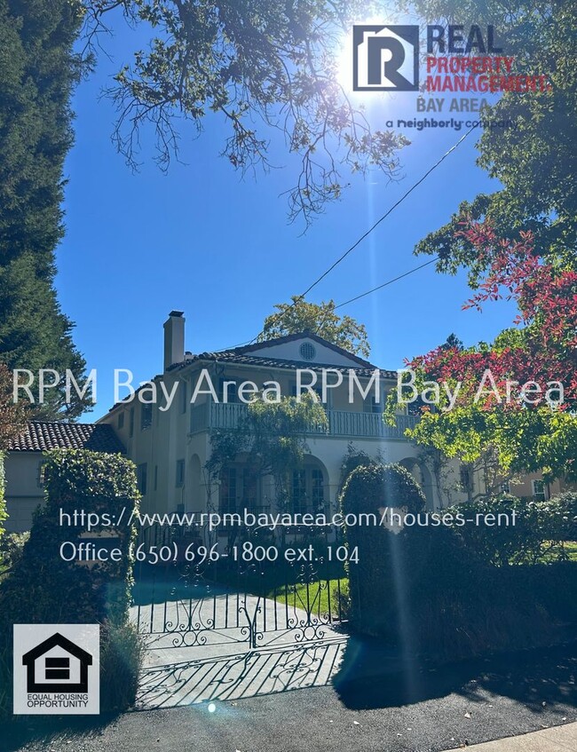 Building Photo - Luxury Family Oasis with Pool in San Mateo...