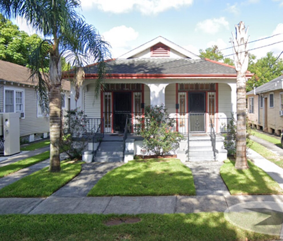Foto principal - 3312 Touro St