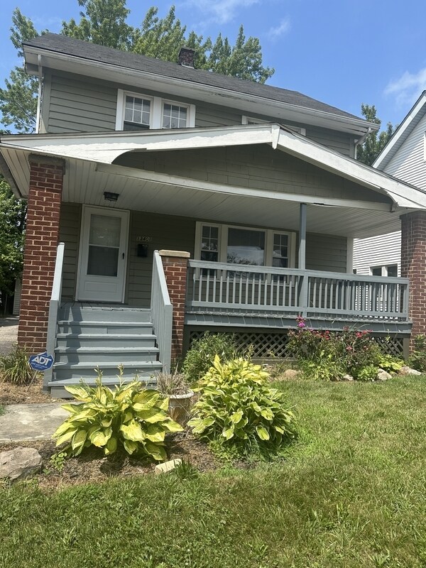 Foto principal - 13401 S Parkway Dr