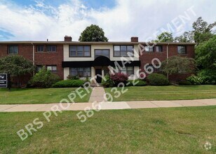 Building Photo - 25863 Woodward Ave