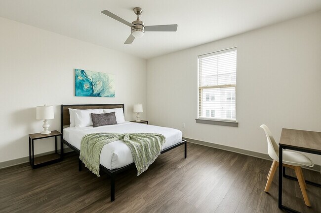 Foto del edificio - 312 N Magnolia St