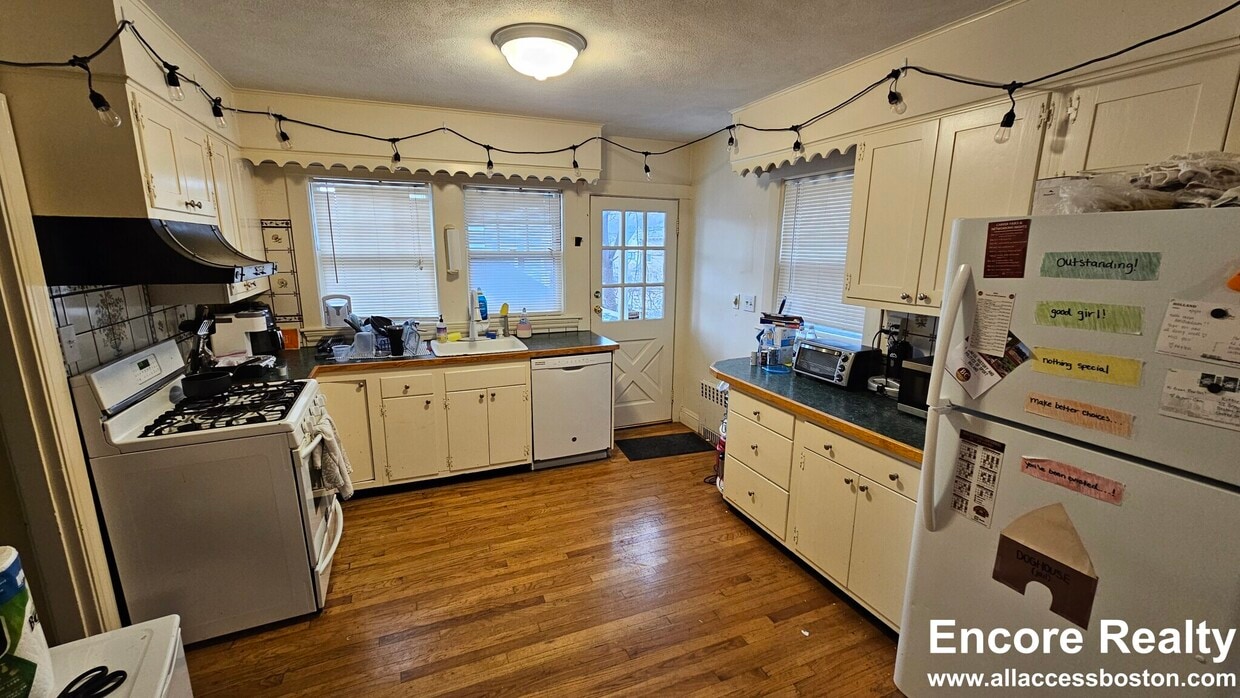Photo - 52 Greylock Rd (Boston, MA)