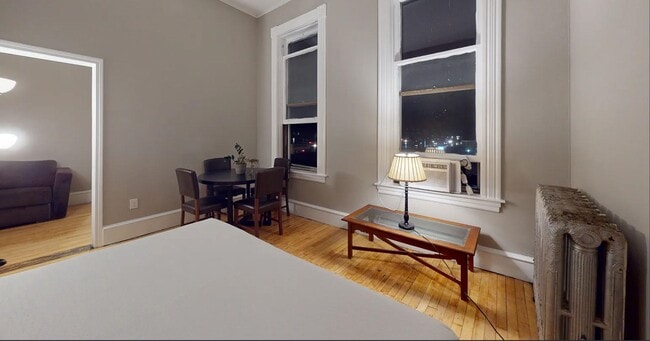 Building Photo - 101 Main St