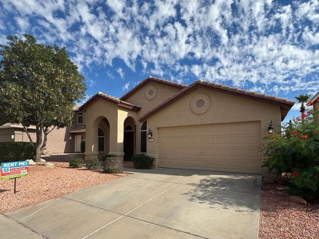 Building Photo - 4 Bedroom Home W/ Pool Available in Tatum ...