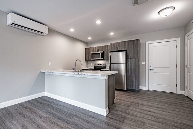 Building Photo - Lakewood Apartments- 15 Eco Way