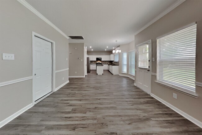 Foto del edificio - 16306 Ash Point Ln