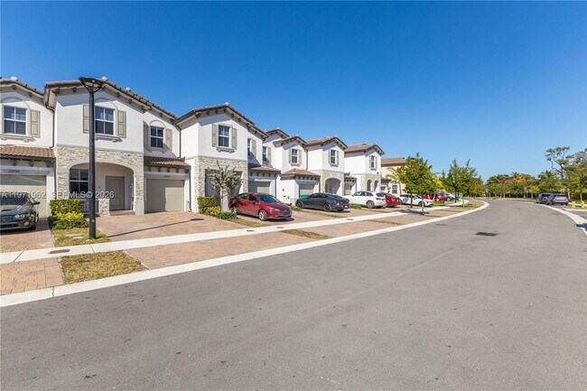 Foto del edificio - 12906 NW 22nd Pl