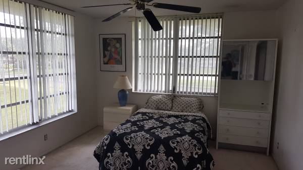 Building Photo - 3061 N Course Dr