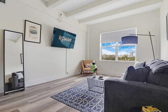 Building Photo - 1300 Collins Ave