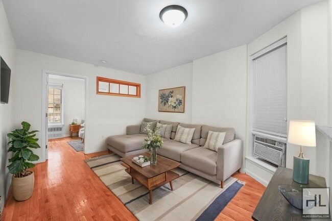 Foto del edificio - WEST 43 STREET