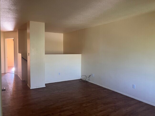 Foto del edificio - 1357 N 17th St