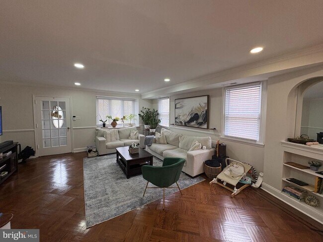 Foto del edificio - 1334 Yerkes St