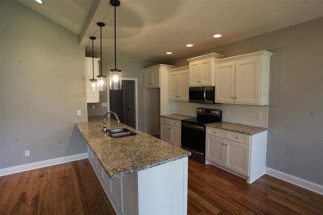 Building Photo - 4280 Legacy Pointe St