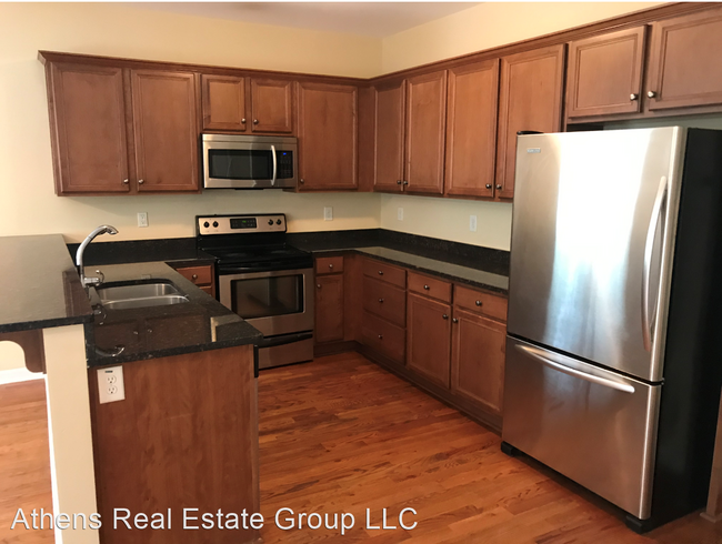 Building Photo - 4 br, 4 bath House - 2200 S Milledge Avenue