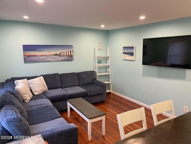 Foto del edificio - 711 Beach Ave