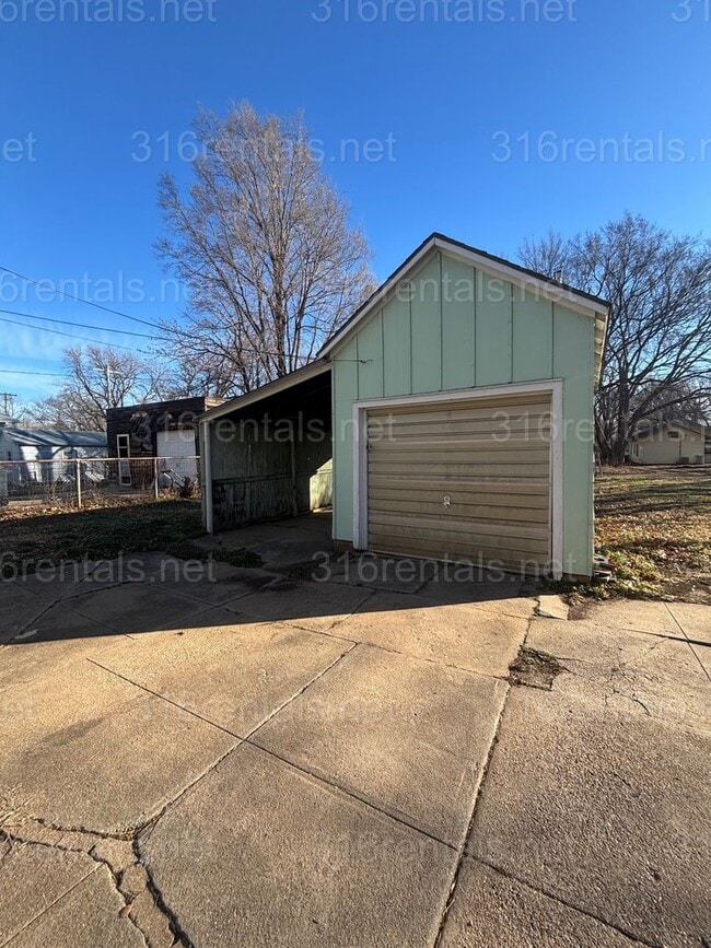 Building Photo - 510 N Taylor St