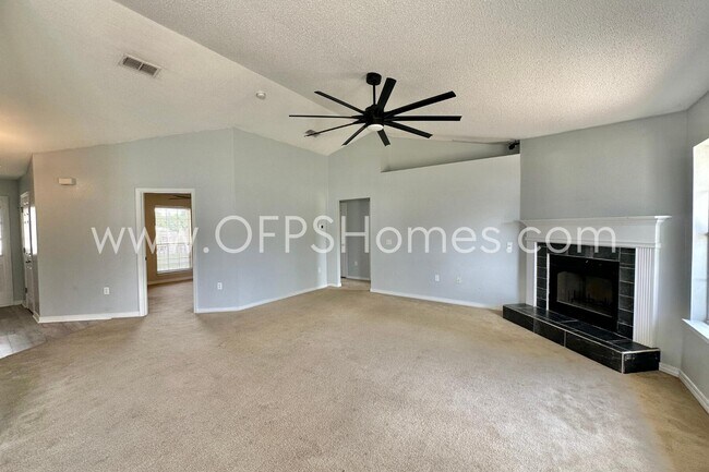 Building Photo - 105 Forge Dr