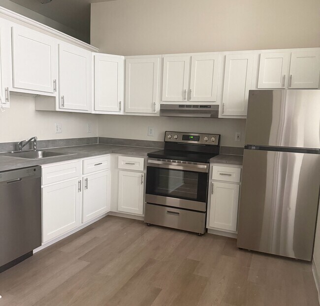 Foto del edificio - Cross Street Village