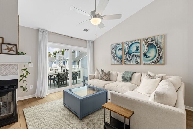 Foto del edificio - 850 Ilex Ct
