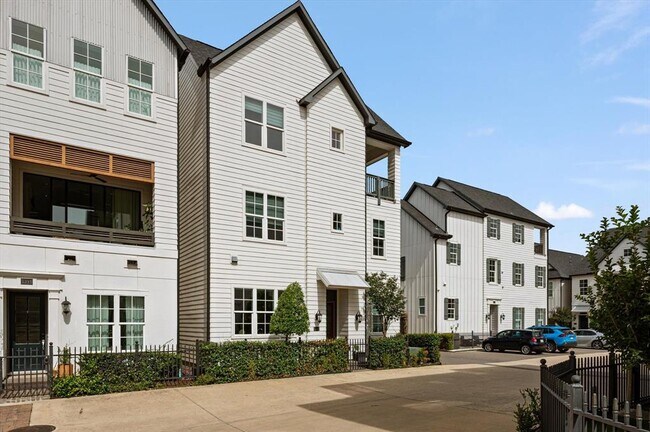 Foto del edificio - 1217 Timbergrove Acres St.
