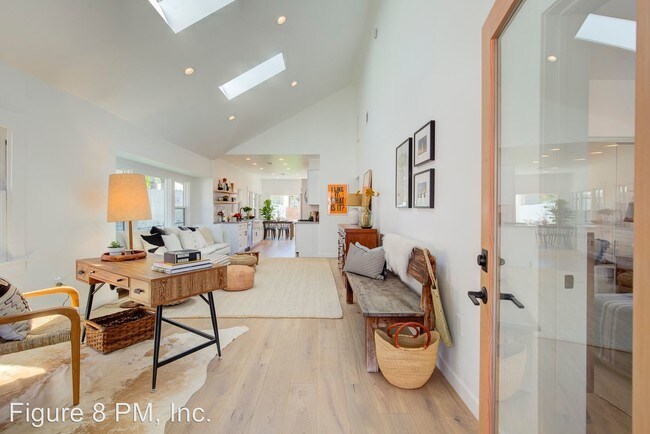 Foto del edificio - 3 br, 2 bath House - 3412 Thorpe Ave