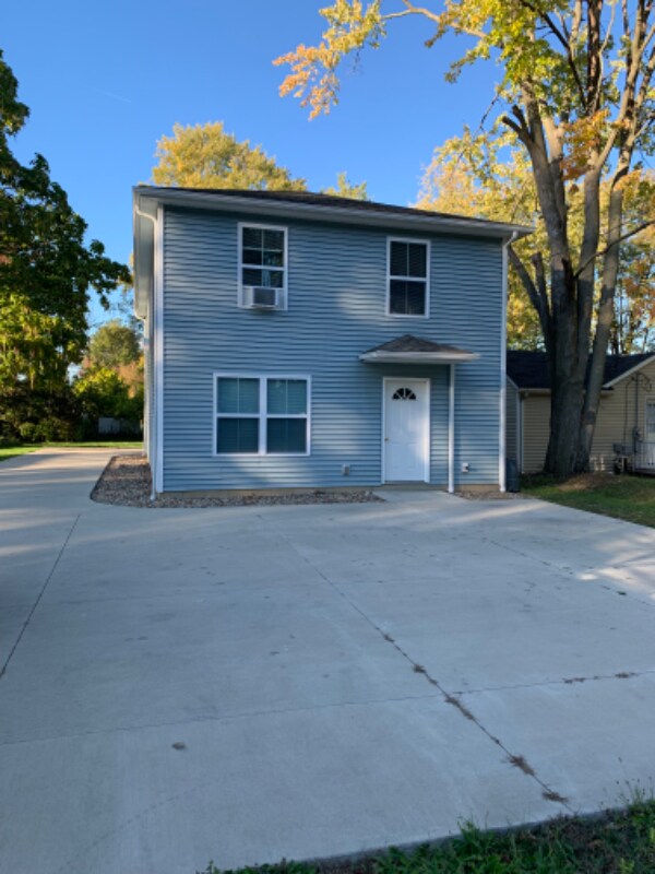 Foto principal - 42 Glover Ave