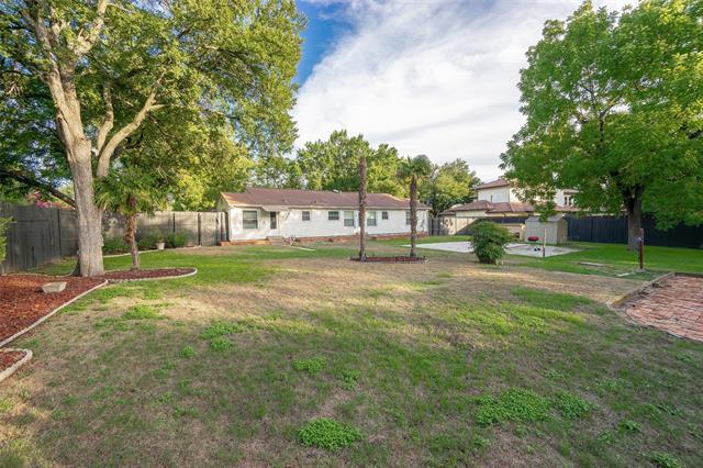 Building Photo - 8567 Santa Clara Dr