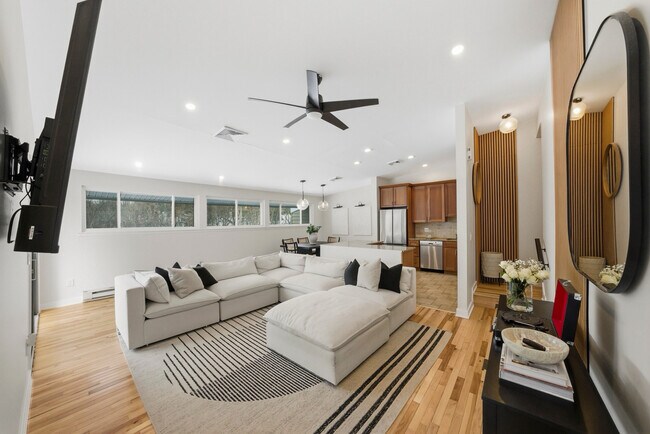 Foto del edificio - 160 Overlook Dr