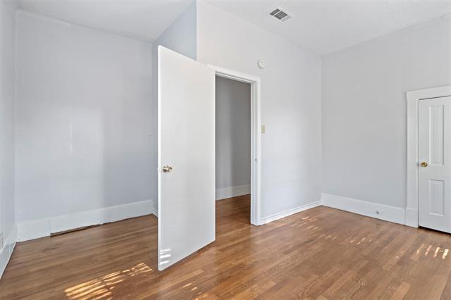 Foto del edificio - 516 Mill St