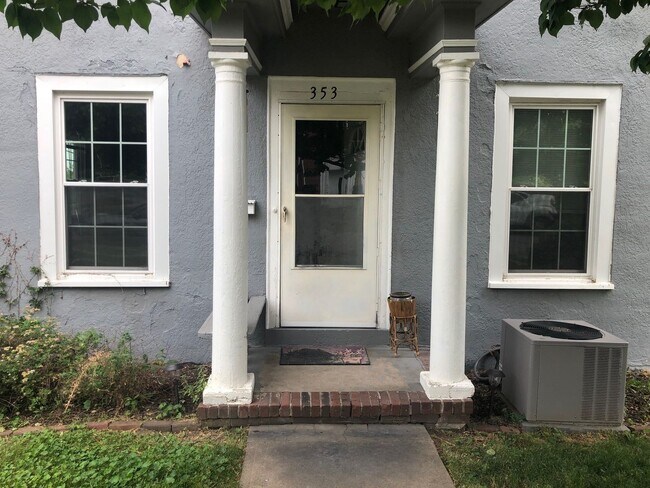 Building Photo - 353 N 35th Ave