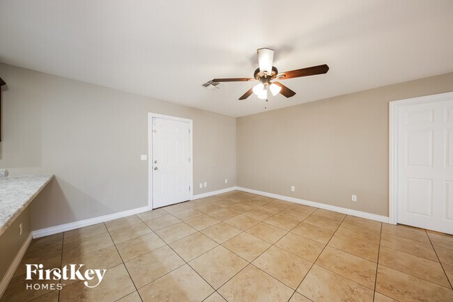 Building Photo - 15240 N 51st Dr