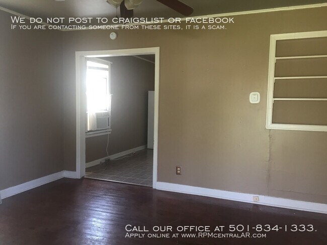 Building Photo - 307 Sherwood Ave