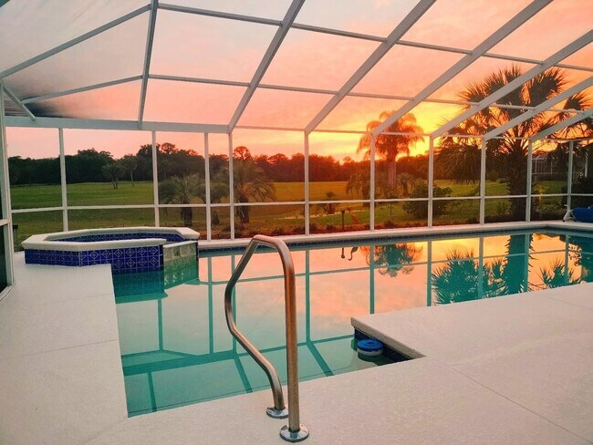 Foto del edificio - 1398 N Foxrun Terrace