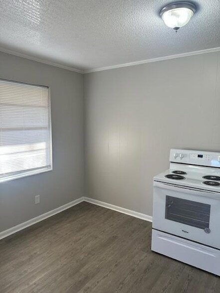 Building Photo - 363 Highland Ave NW