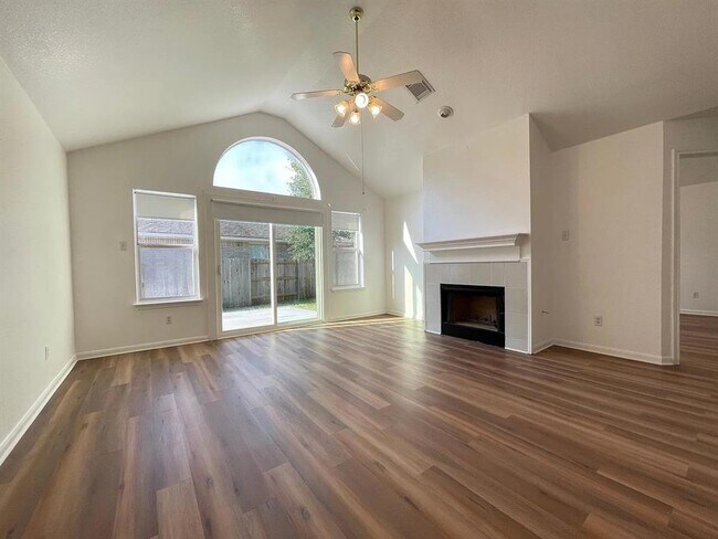 Foto del edificio - 9001 Wildwater Way