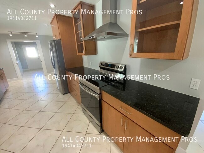 Foto del edificio - 4440 Maceachen Blvd