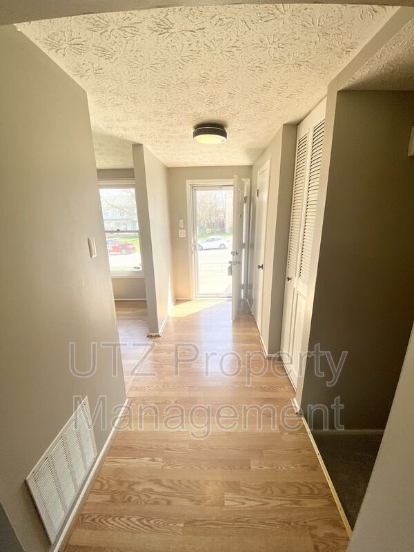 Foto del edificio - 7850 Marioak Dr