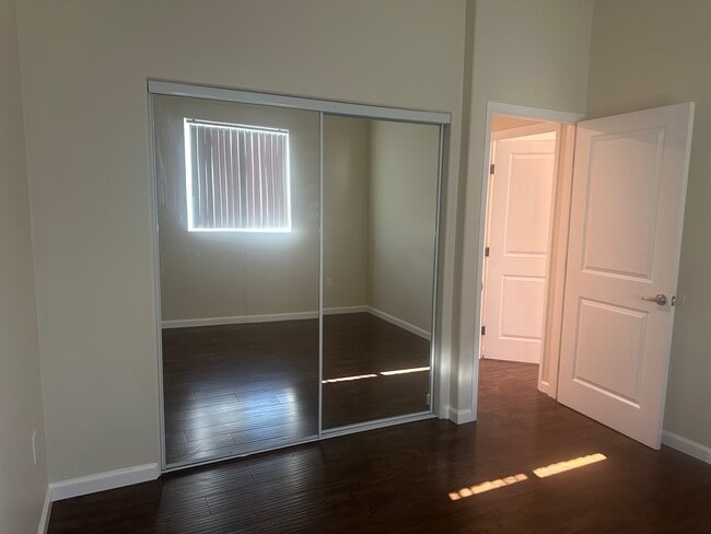 Building Photo - 14233 Tiara St