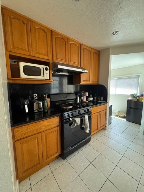 Foto del edificio - 362 N 7th St